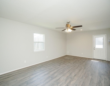 22418 Goldstone Drive - Photo Thumbnail 28