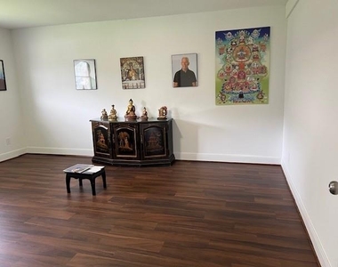 5106 Center Street - Photo Thumbnail 4