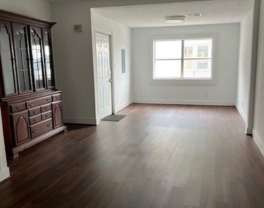 5106 Center Street - Photo Thumbnail 11