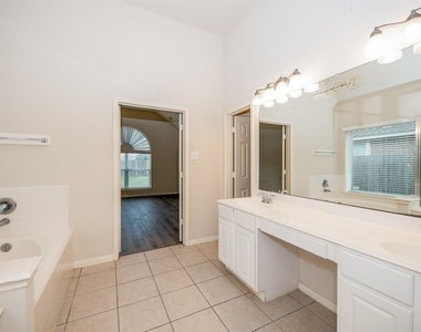 18914 Appletree Ridge Road - Photo Thumbnail 11