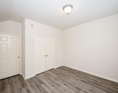 18914 Appletree Ridge Road - Photo Thumbnail 14