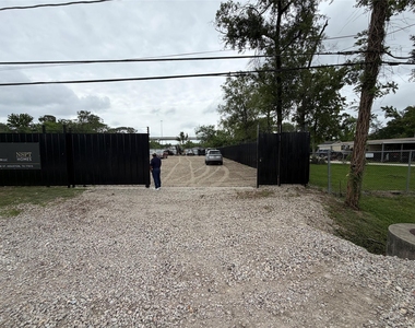 14741 Waldine Street - Photo Thumbnail 3
