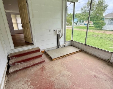 2727 Old Houston Road - Photo Thumbnail 9