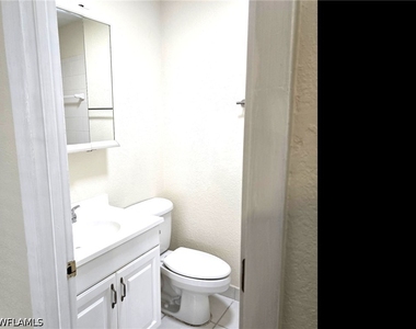 4615 Bayshore Drive - Photo Thumbnail 8