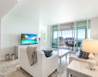 300 Dunes Boulevard - Photo Thumbnail 3