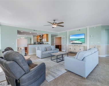 275 Indies Way - Photo Thumbnail 2
