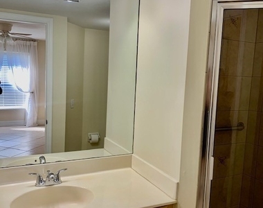 729 Landover Court - Photo Thumbnail 5