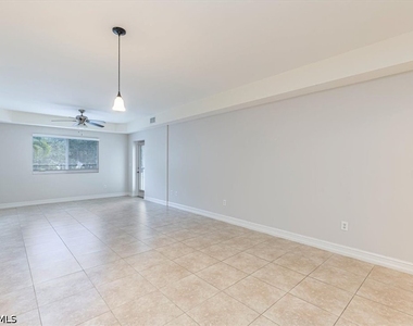 1100 Pine Ridge Rd - Photo Thumbnail 3
