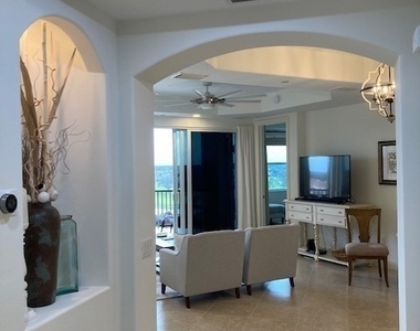 580 El Camino Real - Photo Thumbnail 33