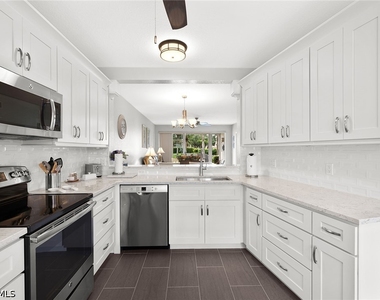 9022 Michael Circle - Photo Thumbnail 10