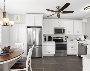 9022 Michael Circle - Photo Thumbnail 12