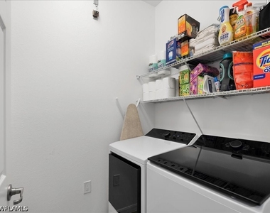 9476 Napoli Lane - Photo Thumbnail 19