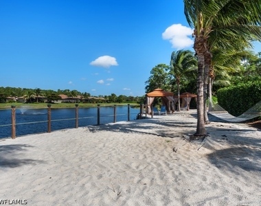 9476 Napoli Lane - Photo Thumbnail 23