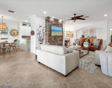9476 Napoli Lane - Photo Thumbnail 2