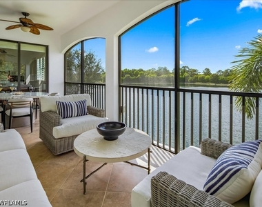 9476 Napoli Lane - Photo Thumbnail 17