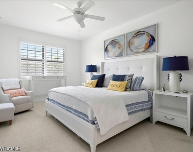 9476 Napoli Lane - Photo Thumbnail 13