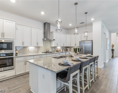 15907 Sugar Hill Drive - Photo Thumbnail 16