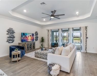 15907 Sugar Hill Drive - Photo Thumbnail 21