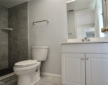 3808 Se 11th Avenue - Photo Thumbnail 12