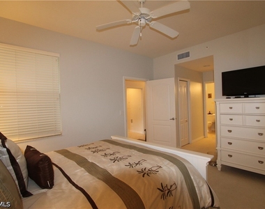 8680 Cedar Hammock Circle - Photo Thumbnail 19