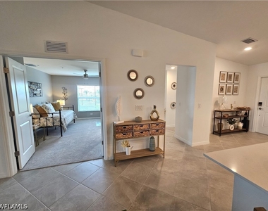 5427 Double Eagle Circle - Photo Thumbnail 5