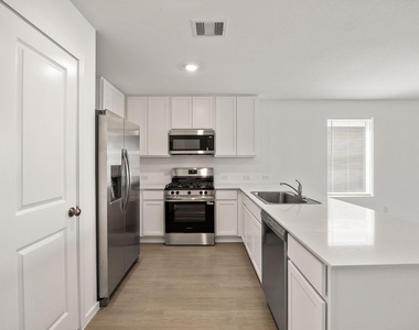 17331 Glacier Forest Lane - Photo Thumbnail 4
