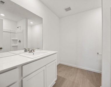 17331 Glacier Forest Lane - Photo Thumbnail 12