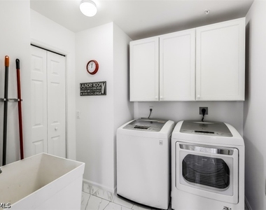 2365 Bayou Lane - Photo Thumbnail 15