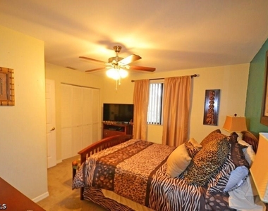 27750 Hacienda East Boulevard - Photo Thumbnail 12