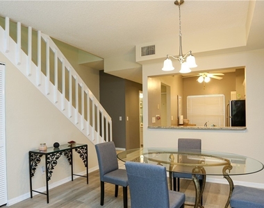 1044 Woodshire Lane - Photo Thumbnail 7