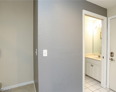 1044 Woodshire Lane - Photo Thumbnail 24