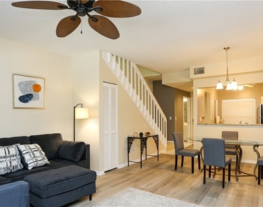 1044 Woodshire Lane - Photo Thumbnail 6
