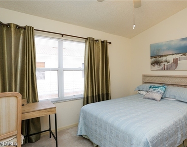 1044 Woodshire Lane - Photo Thumbnail 21