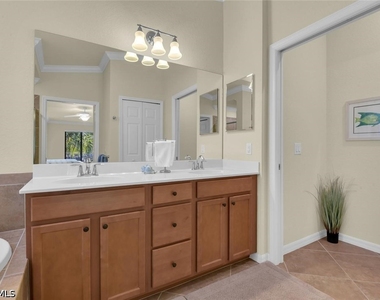 9528 Avellino Way - Photo Thumbnail 18