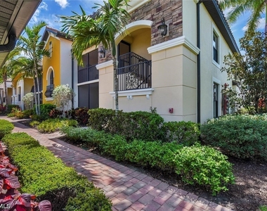 9528 Avellino Way - Photo Thumbnail 26