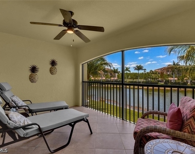 9528 Avellino Way - Photo Thumbnail 24