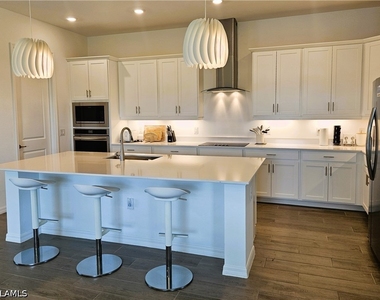 5897 Sunningdale Street - Photo Thumbnail 5