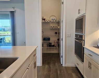 5897 Sunningdale Street - Photo Thumbnail 9
