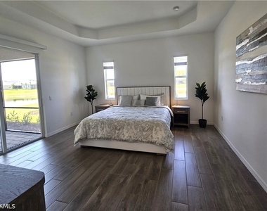 5897 Sunningdale Street - Photo Thumbnail 11