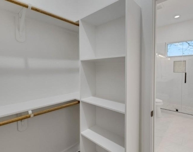 7956 Bonaire Street - Photo Thumbnail 16