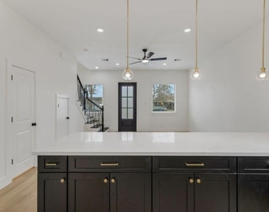 7956 Bonaire Street - Photo Thumbnail 6