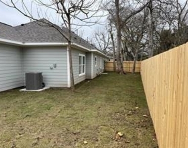 505 Kosler Lane Cir - Photo Thumbnail 13