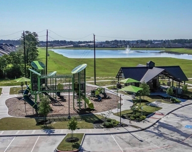 15419 Royce Holly Drive - Photo Thumbnail 26