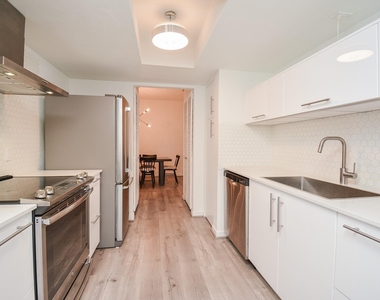 666 N Eldridge Parkway - Photo Thumbnail 11
