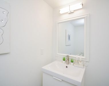 666 N Eldridge Parkway - Photo Thumbnail 7
