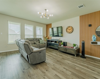 2835 August Mist Lane - Photo Thumbnail 6