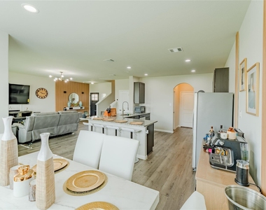 2835 August Mist Lane - Photo Thumbnail 12