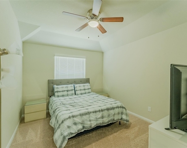 2835 August Mist Lane - Photo Thumbnail 21