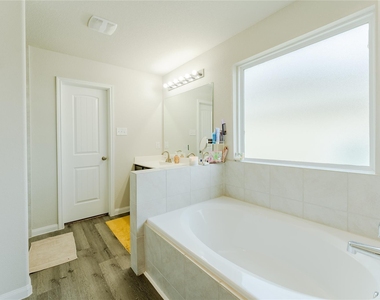 2835 August Mist Lane - Photo Thumbnail 18