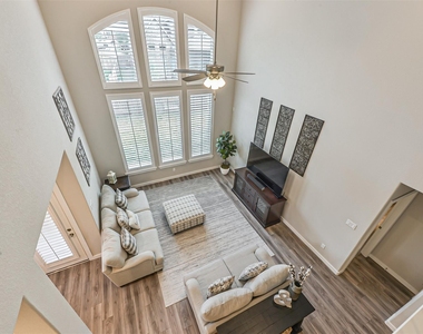 18407 Kilbowie Place - Photo Thumbnail 7